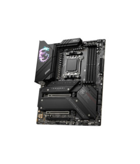 MSI | MPG X670E CARBON WIFI | Processor family AMD | Processor socket AM5 | DDR5 DIMM | Memory slots 4 | Supported hard disk dr