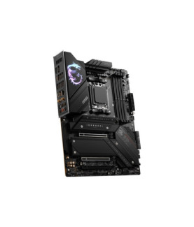 MSI | MPG X670E CARBON WIFI | Processor family AMD | Processor socket AM5 | DDR5 DIMM | Memory slots 4 | Supported hard disk dr